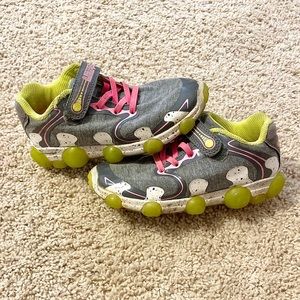 ⭐️ Girls Leepz Shoes sz 12